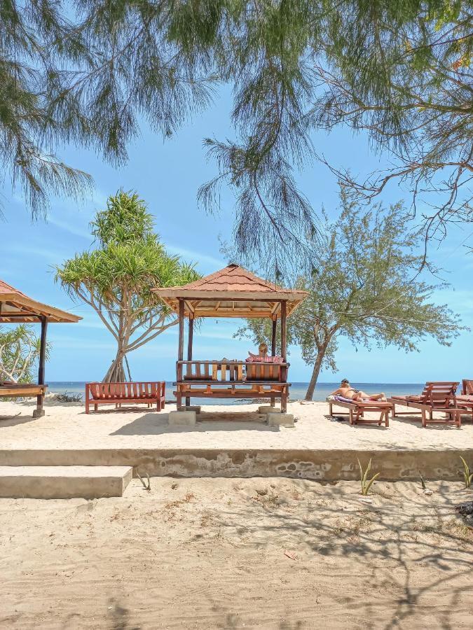 Nusa Indah Bungalows ギリ・アイル エクステリア 写真